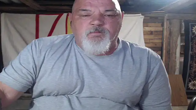 Snapshot of Newfiesausage1972 chatting on 06/07/26, 09:46 Newfiesausage1972 online show from 06/07/26, 09:46