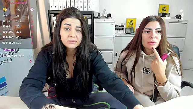 Snapshot of TiffanySweet chatting on 12/15/24, 01:22 TiffanySweet online show from 12/15/24, 01:22