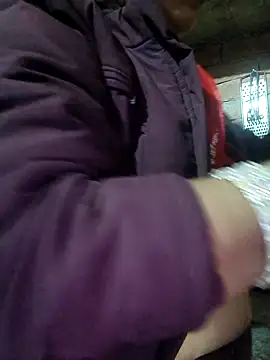 Snapshot of Simaran_bhabhi chatting on 02/17/25, 12:59 Simaran bhabhi online show from 02/17/25, 12:59