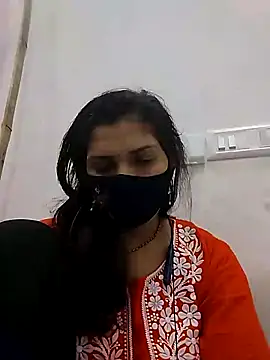 Snapshot of Simaran_bhabhi chatting on 03/18/26, 01:20 Simaran bhabhi online show from 03/18/26, 01:20