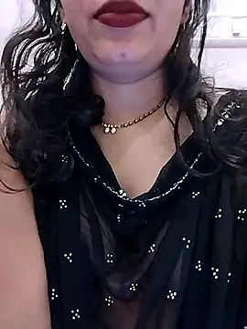 Snapshot of Simaran_bhabhi chatting on 04/01/26, 08:48 Simaran bhabhi online show from 04/01/26, 08:48