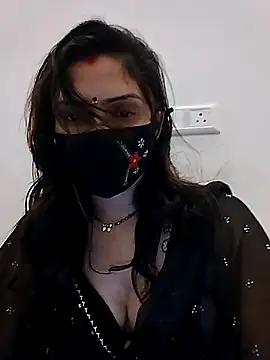 Snapshot of Simaran_bhabhi chatting on 04/02/26, 05:49 Simaran bhabhi online show from 04/02/26, 05:49