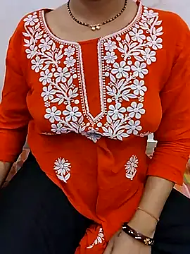 Snapshot of Simaran_bhabhi chatting on 04/11/26, 01:26 Simaran bhabhi online show from 04/11/26, 01:26