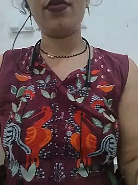 Snapshot of Simaran_bhabhi chatting on 06/13/26, 04:49 Simaran bhabhi online show from 06/13/26, 04:49