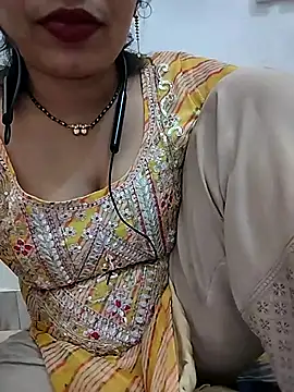Snapshot of Simaran_bhabhi chatting on 07/10/26, 02:30 Simaran bhabhi online show from 07/10/26, 02:30