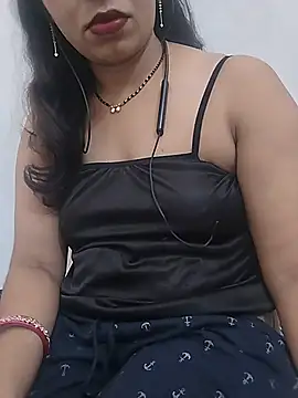 Snapshot of Simaran_bhabhi chatting on 07/19/26, 01:42 Simaran bhabhi online show from 07/19/26, 01:42