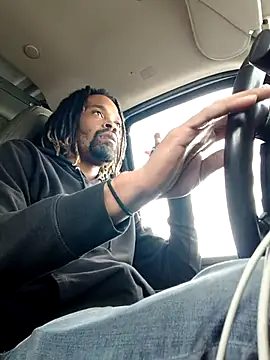 Snapshot of 1BeautyN1Beast chatting on 03/04/25, 09:11 1BeautyN1Beast online show from 03/04/25, 09:11