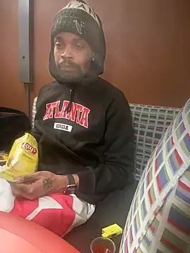 Snapshot of 1BeautyN1Beast chatting on 01/09/26, 02:25 1BeautyN1Beast online show from 01/09/26, 02:25