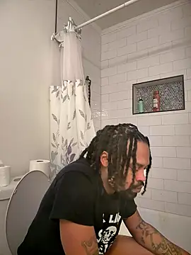 Snapshot of 1BeautyN1Beast chatting on 01/13/26, 12:54 1BeautyN1Beast online show from 01/13/26, 12:54