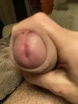 Snapshot of facecumold chatting on 03/12/25, 10:39 facecumold online show from 03/12/25, 10:39