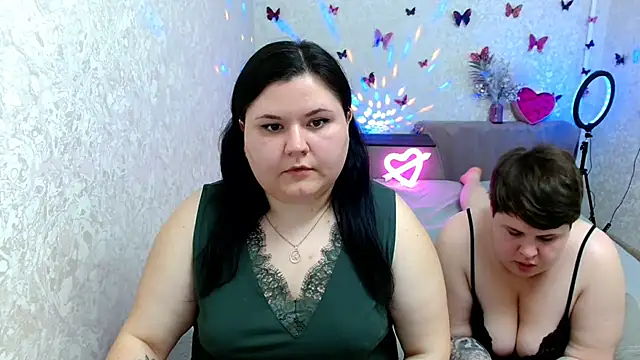 BeckyAndHellen online show from 03/13/25, 06:23