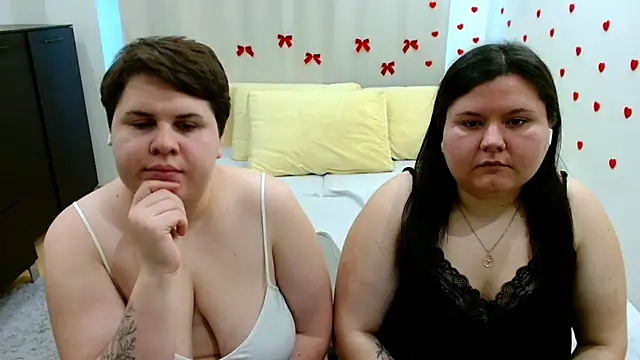 BeckyAndHellen online show from 10/17/25, 11:13