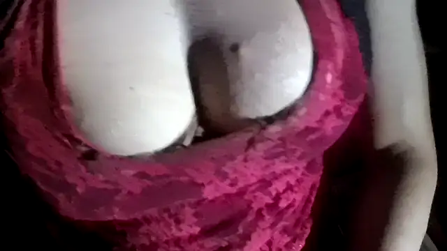 Snapshot of MartaMoon96 chatting on 09/18/25, 02:02 MartaMoon96 online show from 09/18/25, 02:02