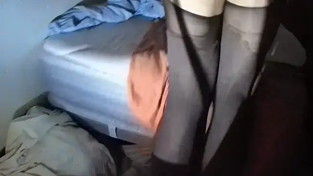 Snapshot of MartaMoon96 chatting on 09/19/25, 02:40 MartaMoon96 online show from 09/19/25, 02:40