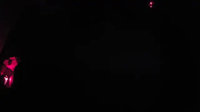 Snapshot of MartaMoon96 chatting on 10/21/25, 01:39 MartaMoon96 online show from 10/21/25, 01:39