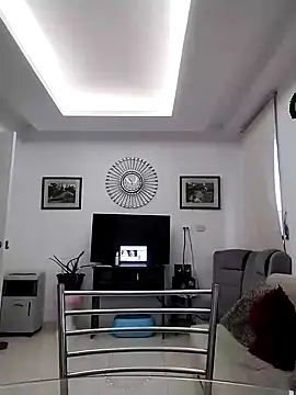 Snapshot of kinke31 chatting on 01/15/25, 10:57 kinke31 online show from 01/15/25, 10:57