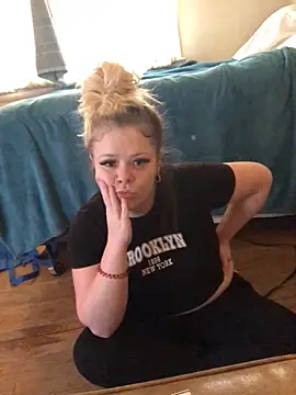 blndpolkadot online show from 01/28/25, 03:46