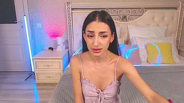 Lina Robbins online show from 10/18/25, 11:16