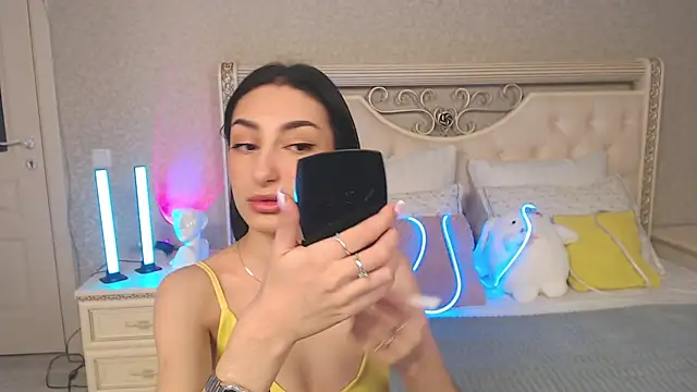 Snapshot of Lina_Robbins chatting on 03/13/26, 12:39 Lina Robbins online show from 03/13/26, 12:39