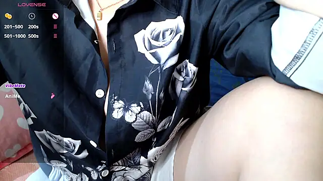 RoseStarr online show from 09/27/25, 04:34