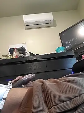 Snapshot of gaimov3r2024 chatting on 04/10/26, 03:39 gaimov3r2024 online show from 04/10/26, 03:39