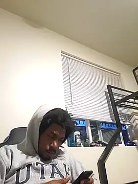 Snapshot of gaimov3r2024 chatting on 04/23/26, 02:46 gaimov3r2024 online show from 04/23/26, 02:46