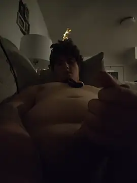 Snapshot of billbigcock21 chatting on 11/26/25, 03:40 billbigcock21 online show from 11/26/25, 03:40