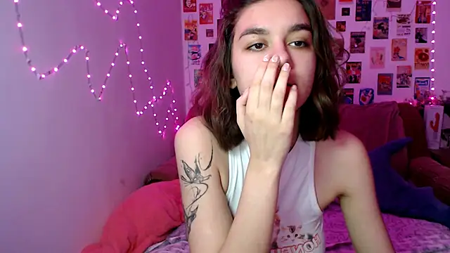 Snapshot of Celine_Dionn chatting on 12/07/24, 10:45 Celine Dionn online show from 12/07/24, 10:45