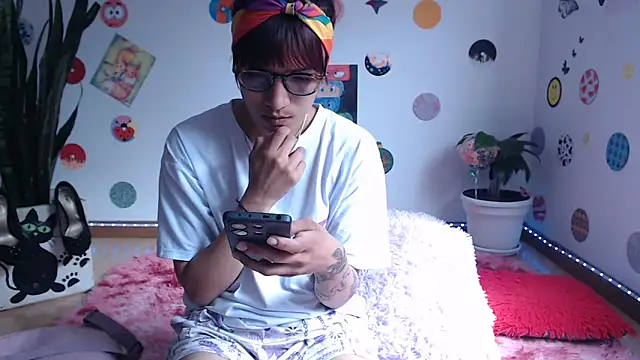 Yaumiko online show from 12/27/24, 03:26