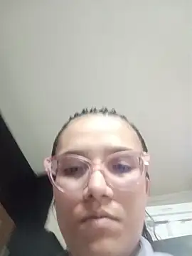 Yaumiko online show from 11/24/25, 08:30