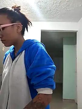 Snapshot of Yaumiko chatting on 03/19/26, 10:41 Yaumiko online show from 03/19/26, 10:41