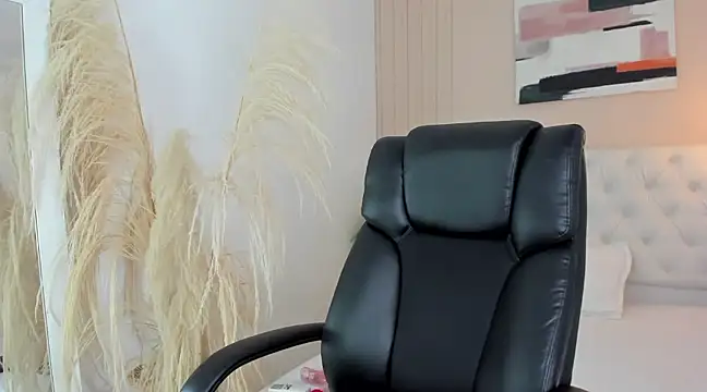 LOISE-XX online show from 01/11/25, 07:06