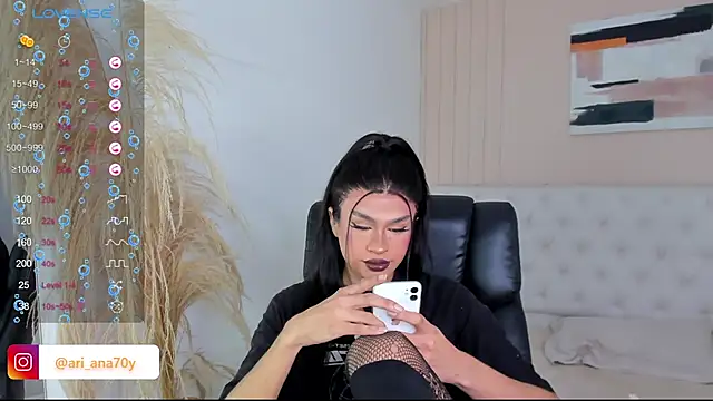 LOISE-XX online show from 09/10/25, 05:29