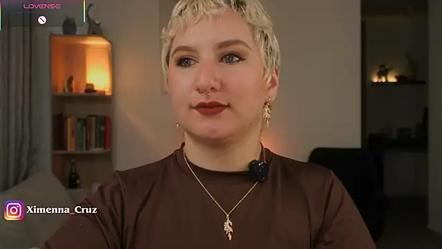 Snapshot of Ximenna_Cruz chatting on 01/09/26, 12:30 Ximenna Cruz online show from 01/09/26, 12:30