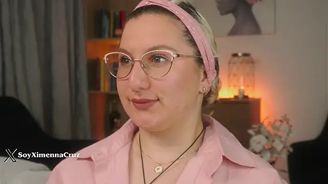 Snapshot of Ximenna_Cruz chatting on 02/18/26, 11:28 Ximenna Cruz online show from 02/18/26, 11:28