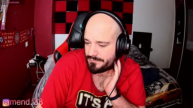 Snapshot of menditeta1 chatting on 02/11/25, 11:54 menditeta1 online show from 02/11/25, 11:54