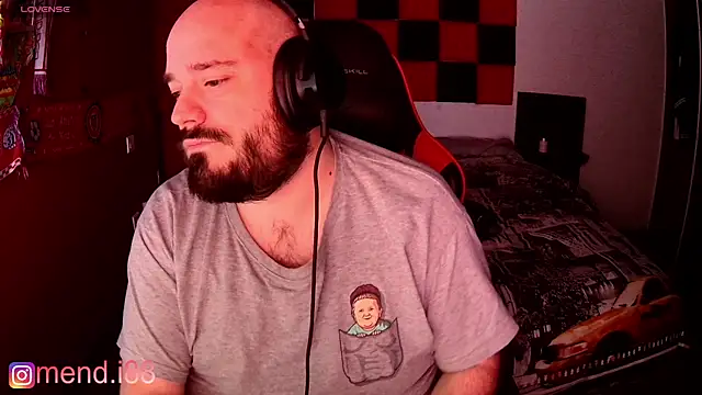 Snapshot of menditeta1 chatting on 02/13/25, 12:35 menditeta1 online show from 02/13/25, 12:35