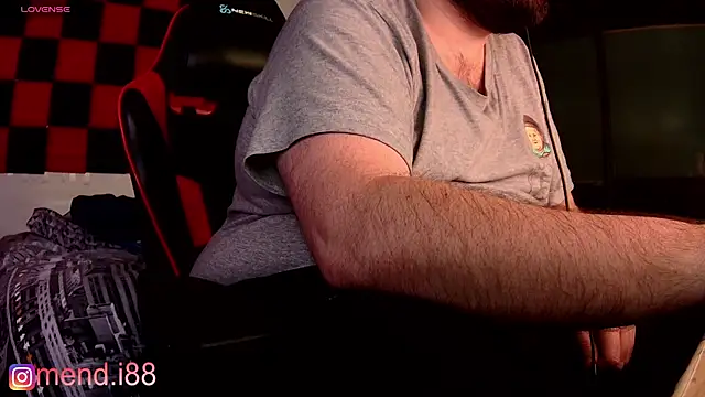 Snapshot of menditeta1 chatting on 02/18/25, 09:32 menditeta1 online show from 02/18/25, 09:32