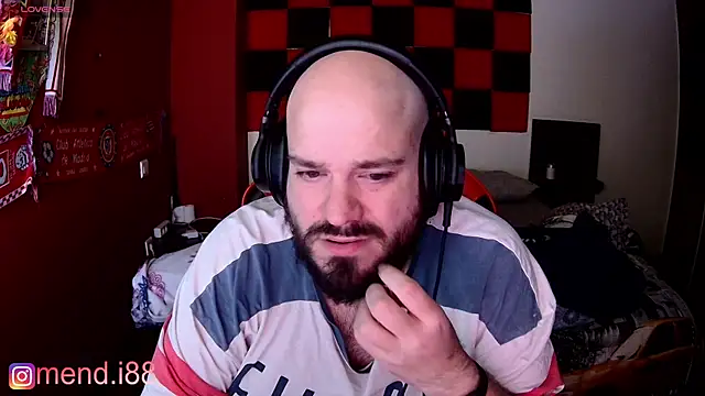 Snapshot of menditeta1 chatting on 02/21/25, 12:16 menditeta1 online show from 02/21/25, 12:16