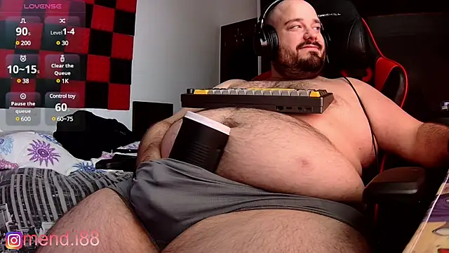 Snapshot of menditeta1 chatting on 03/12/25, 02:30 menditeta1 online show from 03/12/25, 02:30