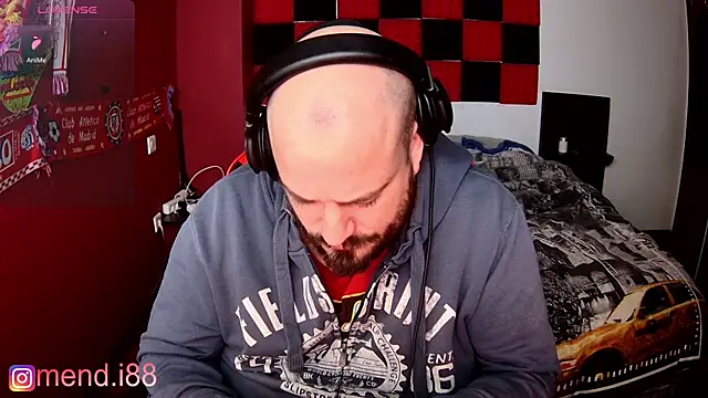 Snapshot of menditeta1 chatting on 03/13/25, 10:32 menditeta1 online show from 03/13/25, 10:32