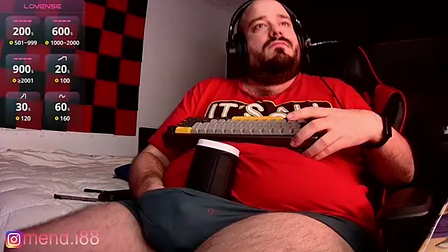 Snapshot of menditeta1 chatting on 03/15/25, 02:46 menditeta1 online show from 03/15/25, 02:46