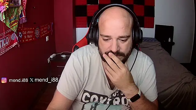 Snapshot of menditeta1 chatting on 09/24/25, 10:02 menditeta1 online show from 09/24/25, 10:02