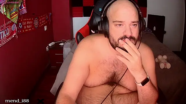 Snapshot of menditeta1 chatting on 10/17/25, 09:06 menditeta1 online show from 10/17/25, 09:06