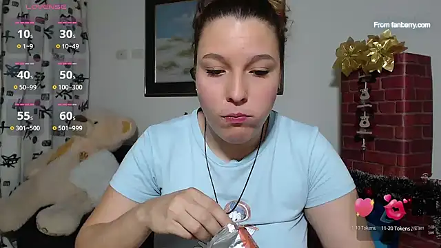 Snapshot of alexia_87 chatting on 12/14/24, 11:34 alexia 87 online show from 12/14/24, 11:34