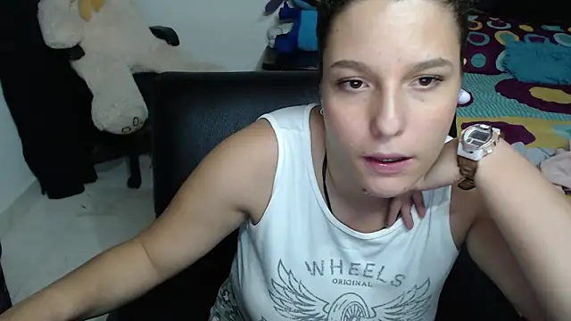 Snapshot of alexia_87 chatting on 01/26/25, 06:07 alexia 87 online show from 01/26/25, 06:07