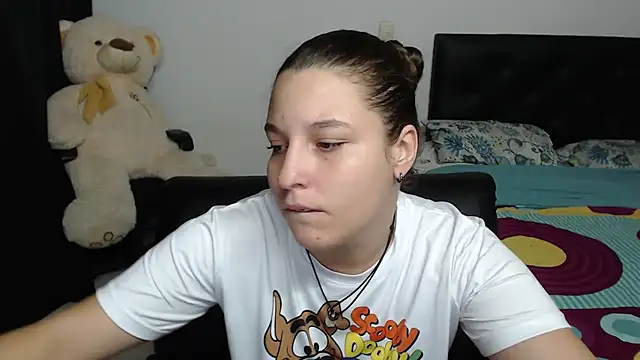 Snapshot of alexia_87 chatting on 01/28/25, 02:21 alexia 87 online show from 01/28/25, 02:21