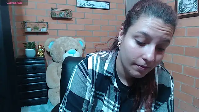 Snapshot of alexia_87 chatting on 09/18/25, 08:55 alexia 87 online show from 09/18/25, 08:55