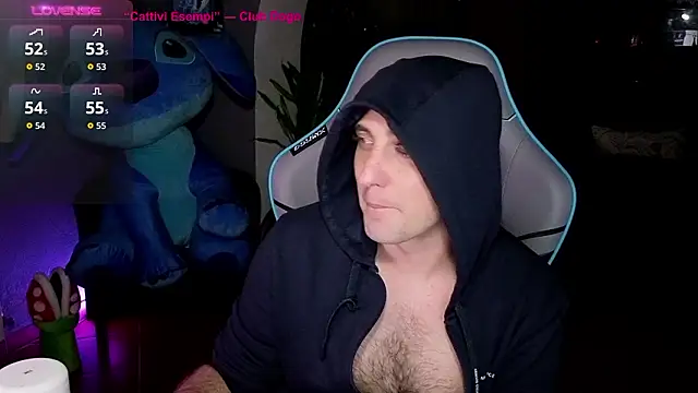 Snapshot of Gil_gamesh90 chatting on 02/15/26, 07:54 Gil gamesh90 online show from 02/15/26, 07:54