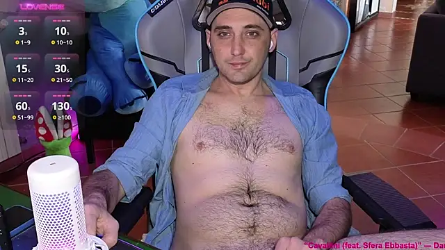 Snapshot of Gil_gamesh90 chatting on 04/12/26, 11:15 Gil gamesh90 online show from 04/12/26, 11:15